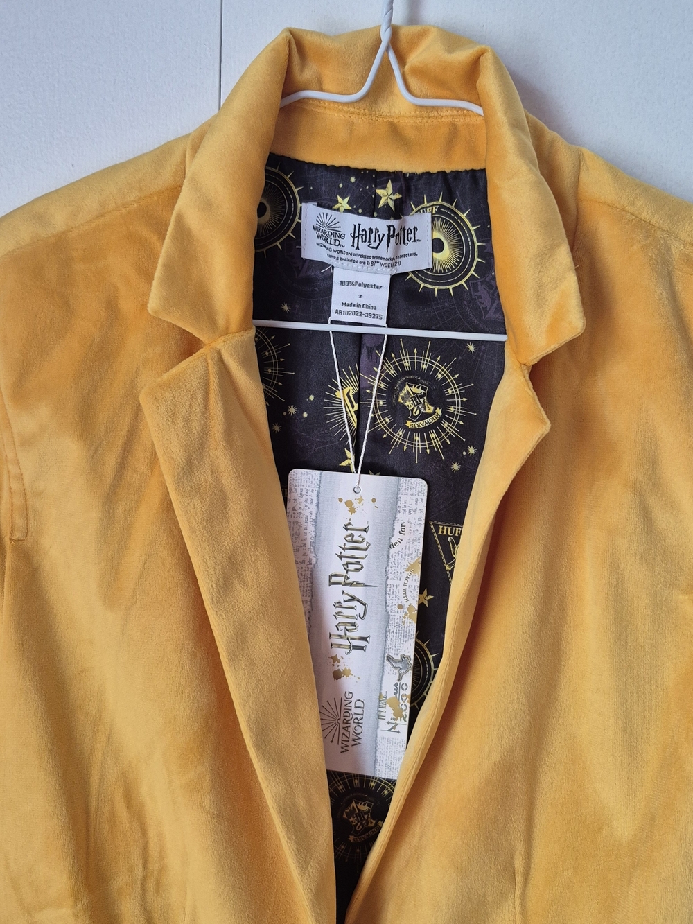 NWT Warner Bros. HARRY POTTER Hufflepuff Satin-Lined Yellow Blazer Women 2